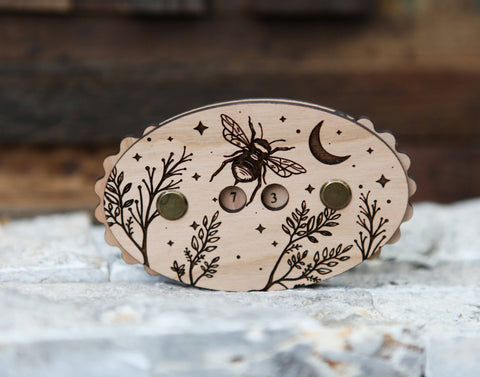Sunrise Grove Row Counter Bee