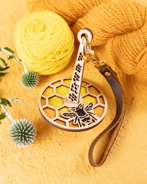Lemonwood Yarn Minder Honeybee