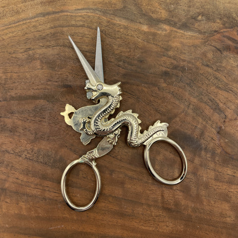 Embroidery Scissor Dragon