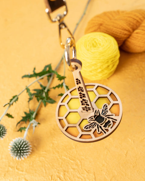 Lemonwood Yarn Minder Honeybee