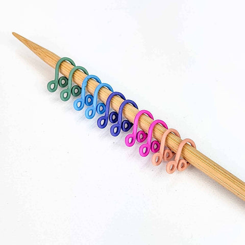 TSS Pastel Rainbow Cast Melody Clips Simple Locking Stitch Markers