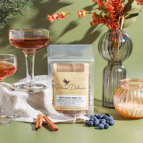 Plum Deluxe Santa Blend Holiday Tea 1 oz