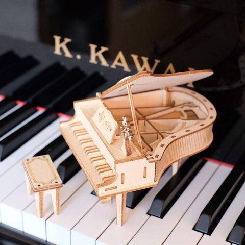 HandsCraft 3D Laser Cut Wooden Puzzle: Piano