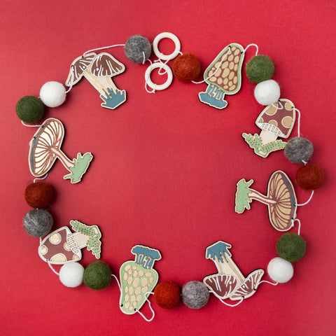 The Woodsy Craft Co. Craft Kit Mushroom Garland