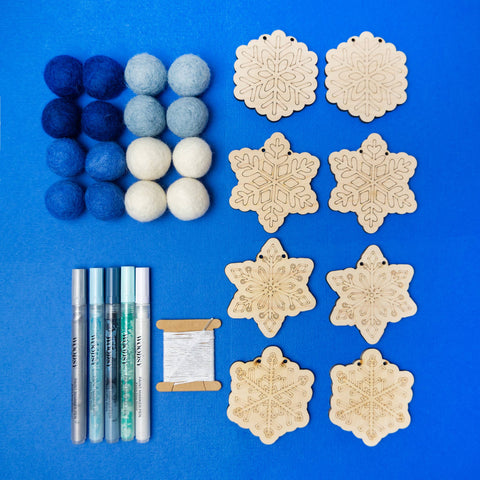 The Woodsy Craft Co. Craft Kit Snowflake Garland