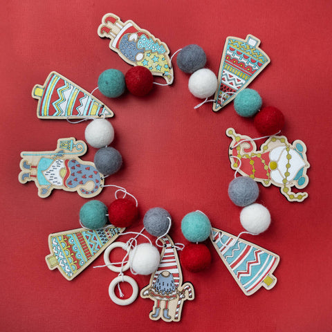 The Woodsy Craft Co. Craft Kit Gnome Garland