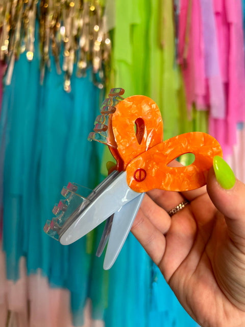 The Peach Fuzz Hair Claw Scissors