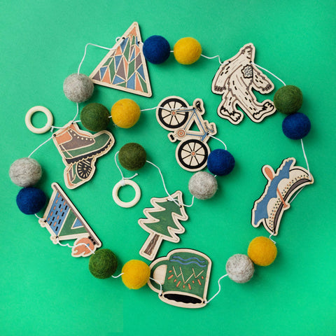 The Woodsy Craft Co. Craft Kit Adventure Garland