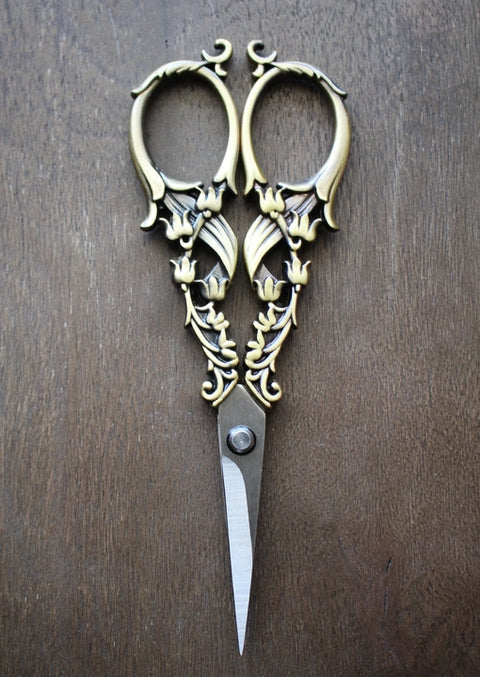 NNK Scissors Tulip Garden