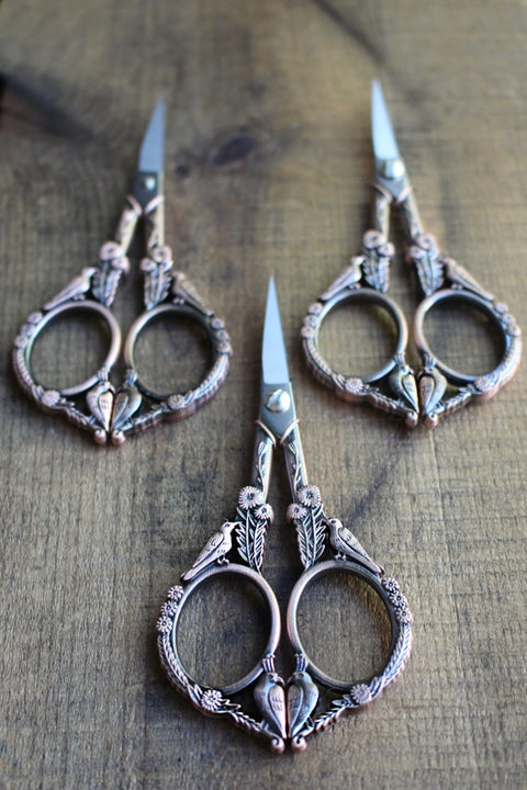 NNK Scissors Feathered Friends