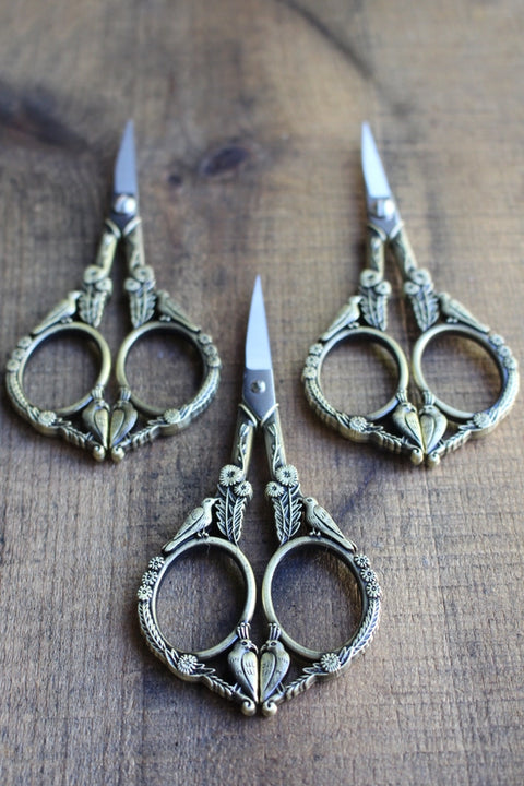 NNK Scissors Feathered Friends