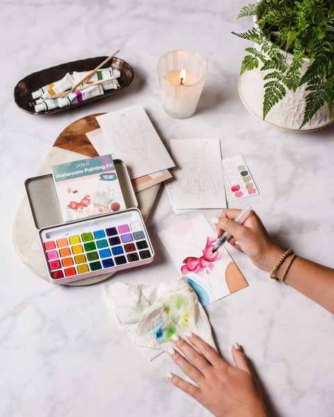 Cate Paper Co. Watercolor Painting Tin Retro Red Christmas