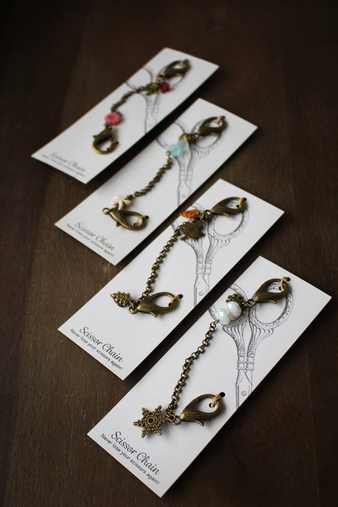 NNK Press Four Seasons Scissor Chain