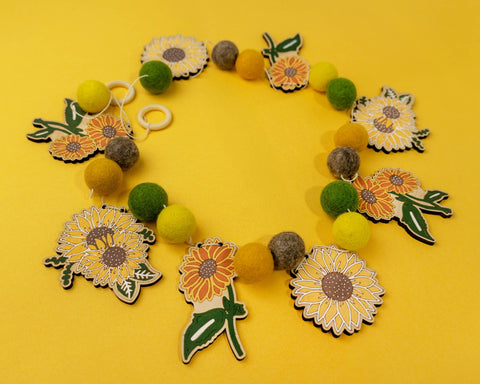 The Woodsy Craft Co. Craft Kit Sunflower Garland