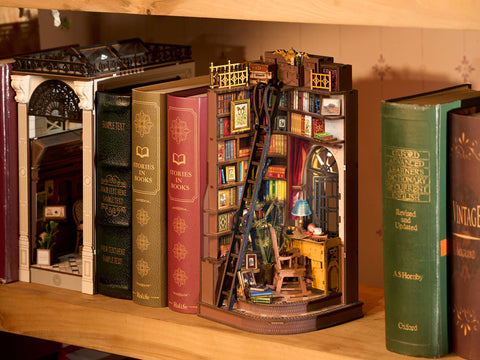 Hands Craft DIY Book Nook Kit: Silent Corner Study