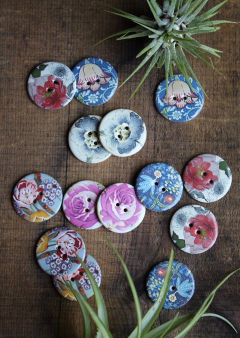 NNK Press Ceramic Button Vintage Florals