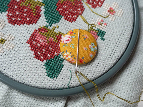 Junebug and Darlin Needle Minder 117