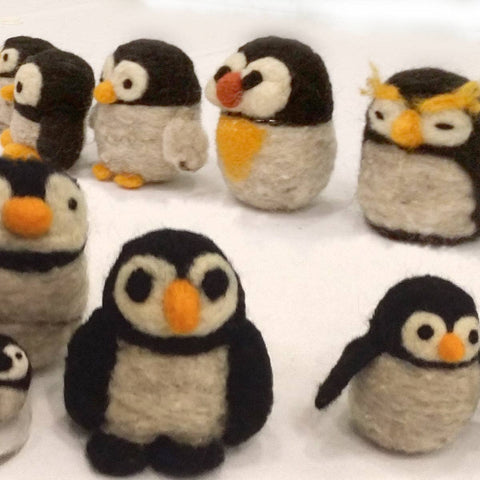 Woolbuddy Needle Felting Penguin Kit
