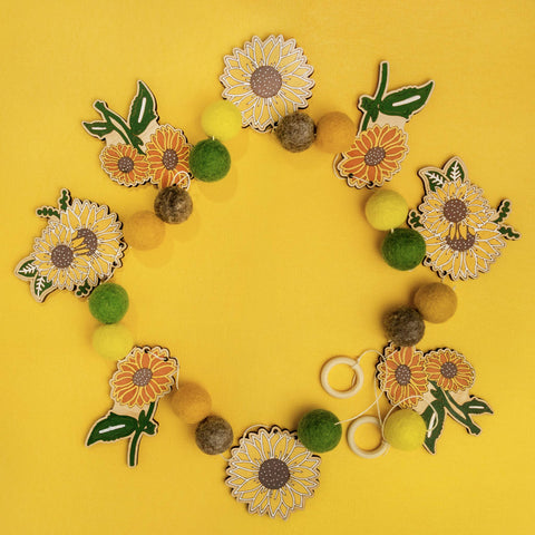 The Woodsy Craft Co. Craft Kit Sunflower Garland