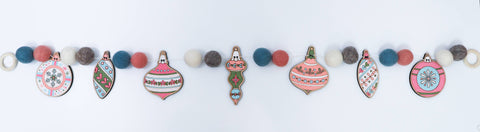 The Woodsy Craft Co. Craft Kit Vintage Ornament