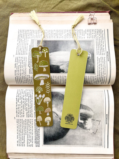 Rikrack Bookmark Mushrooms Embroidery Tassel