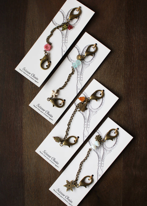 NNK Press Four Seasons Scissor Chain