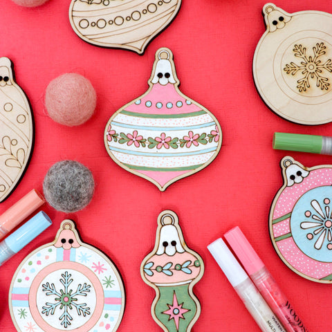 The Woodsy Craft Co. Craft Kit Vintage Ornament