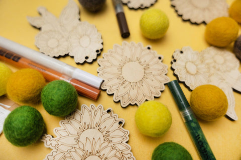 The Woodsy Craft Co. Craft Kit Sunflower Garland