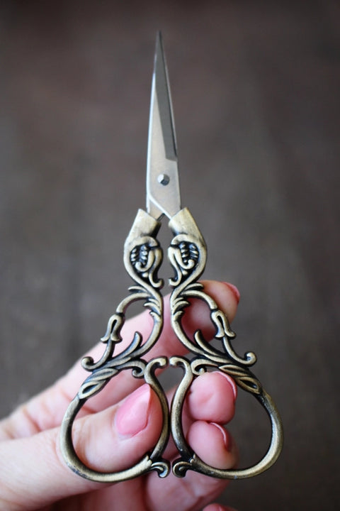 NNK Scissors Storybook